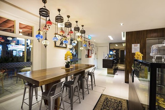 Imagen de los interiores del Hotel The Daulat By Calmo. Foto 9