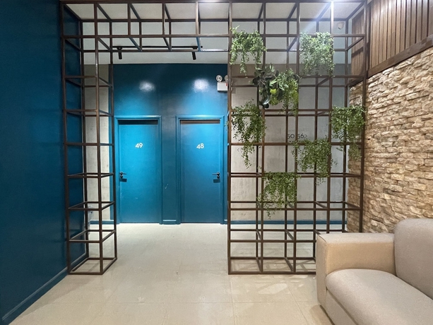 Imagen de los interiores del Hotel The Daylight Inn Davao. Foto 16