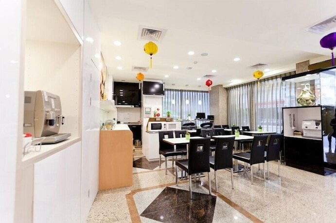 Imagen de la habitación del Hotel The Dealer Hotel. Foto 36