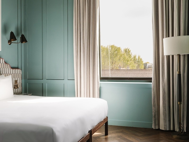 Imagen de la habitación del Hotel The Dean Galway. Foto 6
