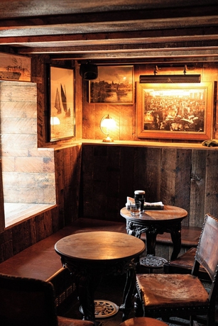 Imagen de los interiores del Hotel The Dean Galway. Foto 15