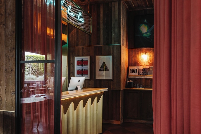 Imagen de los interiores del Hotel The Dean Galway. Foto 16