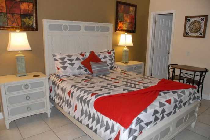 Imagen de la habitación del Hotel The Deauville. Foto 8