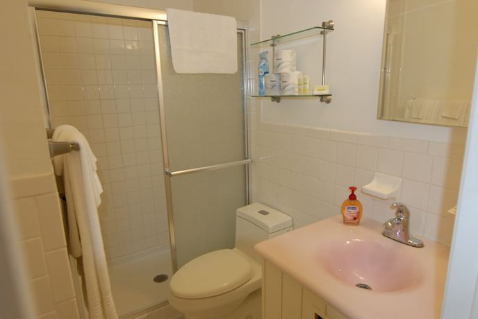 Imagen de la habitación del Hotel The Deauville. Foto 19