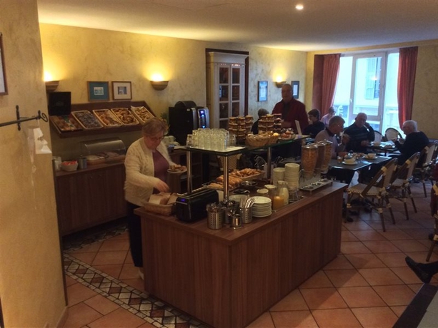 Imagen general del Hotel The Deck By Happyculture. Foto 15