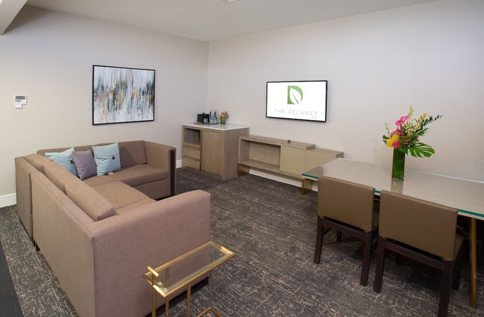 Imagen de la habitación del Hotel The Delaney. Foto 9