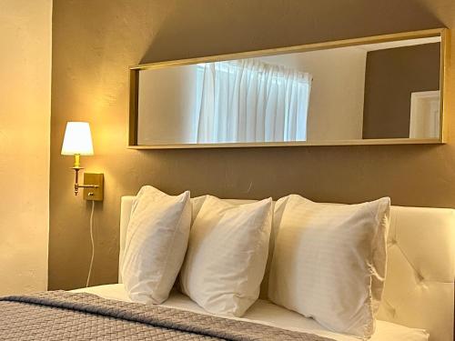 Imagen de la habitación del Hotel The Demetree. Foto 13