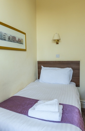 Imagen de la habitación del Hotel The Dene. Foto 3
