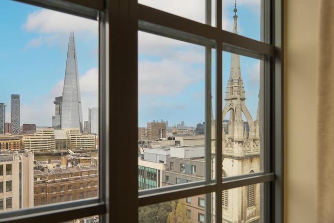 Imagen de la habitación del Hotel The Derby London City, Curio Collection By Hilton. Foto 5