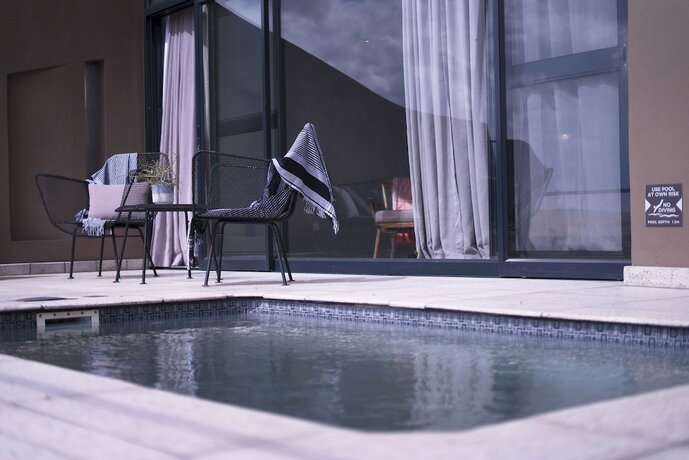 Imagen general del Hotel The Desert Grace. Foto 10