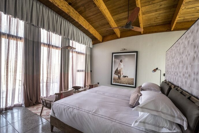 Imagen de la habitación del Hotel The Desert Grace. Foto 19