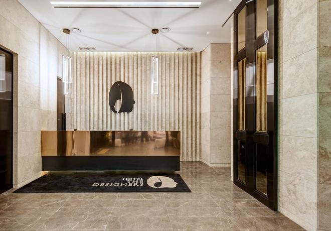 Imagen de los interiores del Hotel The Designers Ddp. Foto 13