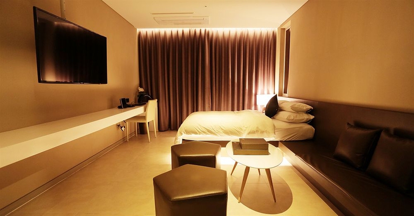 Imagen de la habitación del Hotel The Designers Hongdae. Foto 4