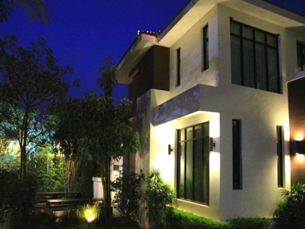 Imagen de los exteriores del Hotel The Desiign. Foto 10