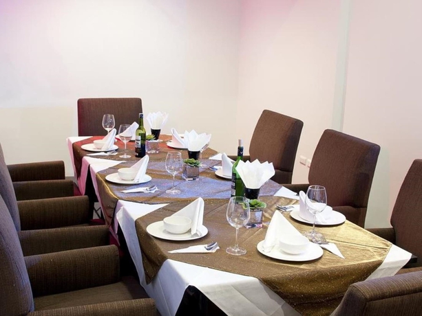 Imagen del bar/restaurante del Hotel The Desiign. Foto 4