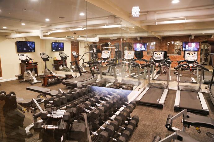 Imagen de los interiores del Hotel The Detroit Club. Foto 18