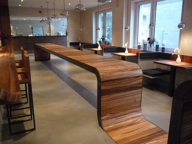 Imagen del bar/restaurante del Hotel The Deutz, a Tribute Portfolio Hotel by Marriott. Foto 2
