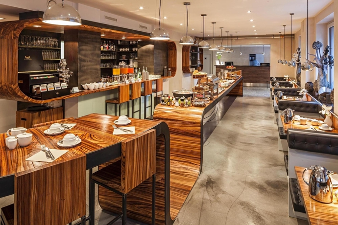 Imagen del bar/restaurante del Hotel The Deutz, a Tribute Portfolio Hotel by Marriott. Foto 3