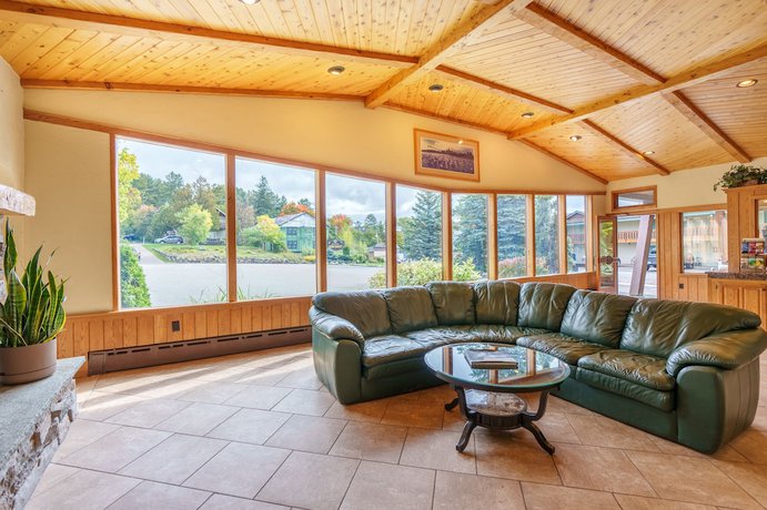 Imagen de los interiores del Hotel The Devlin. Foto 20