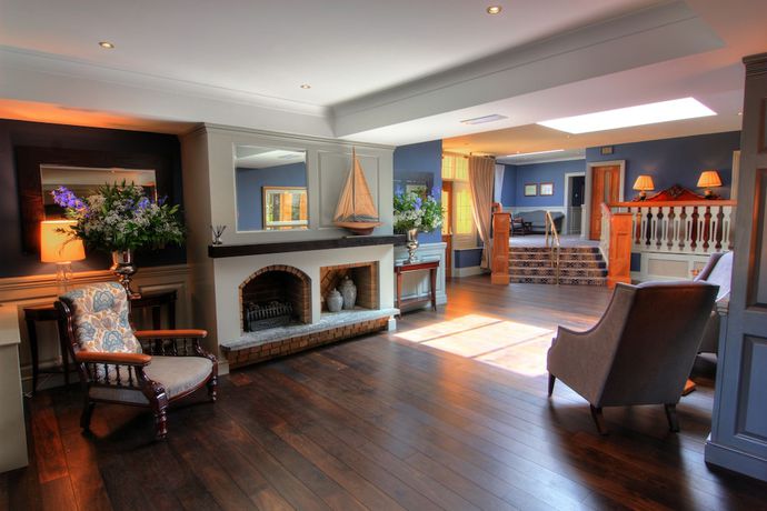 Imagen de los interiores del Hotel The Devon Inn. Foto 19