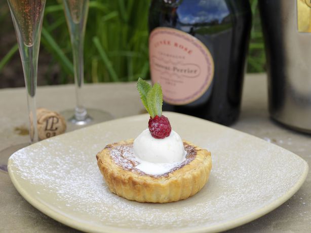 Imagen del bar/restaurante del Hotel The Devonshire Arms at Pilsley. Foto 3