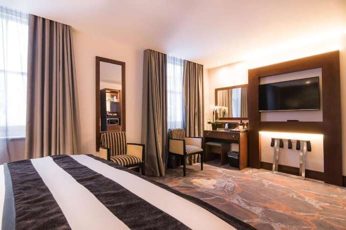 Imagen de la habitación del Hotel The Devonshire. Foto 16