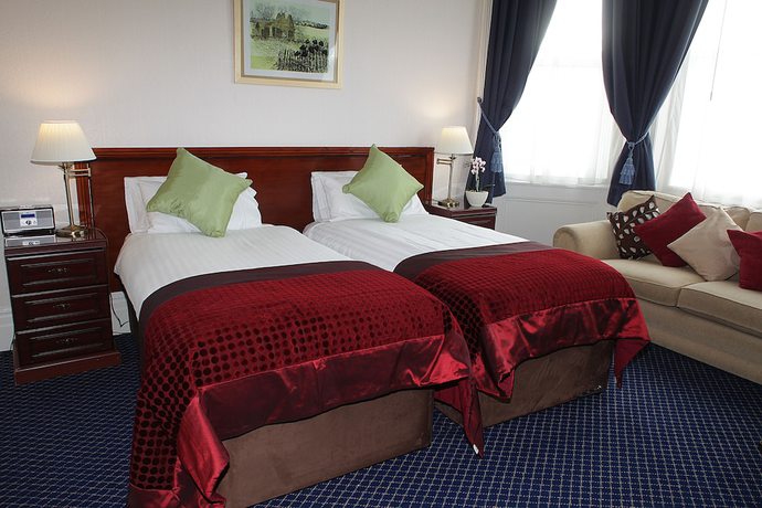 Imagen de la habitación del Hotel The Devonshire Park. Foto 8
