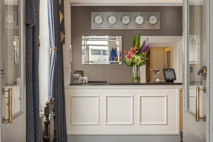 Imagen de los interiores del Hotel The Devonshire Park. Foto 19