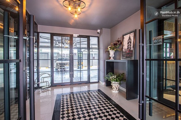 Imagen de los interiores del Hotel The Diamond 789 Minburee. Foto 13
