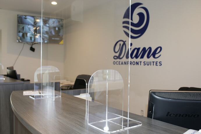 Imagen general del Hotel The Diane Oceanfront Suites. Foto 17