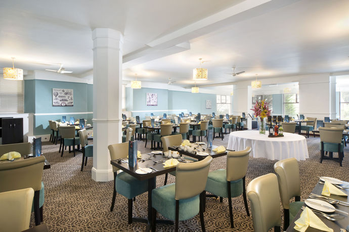 Imagen del bar/restaurante del Hotel The Dilkhusa Grand. Foto 3