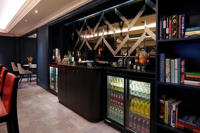 Imagen del bar/restaurante del Hotel The Dilly. Foto 4