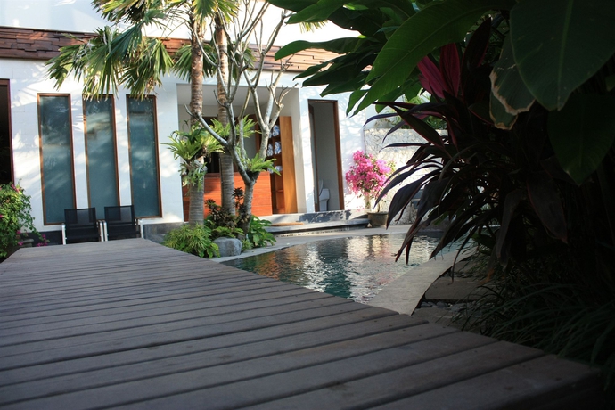 Imagen general del Hotel The Dipan Resort Petitenget. Foto 2