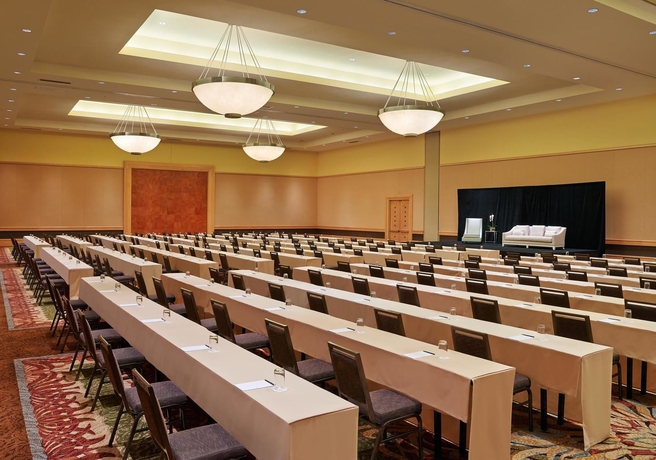 Imagen de los interiores del Hotel The Diplomat Beach Resort Hollywood, Curio Collection by Hilton. Foto 13