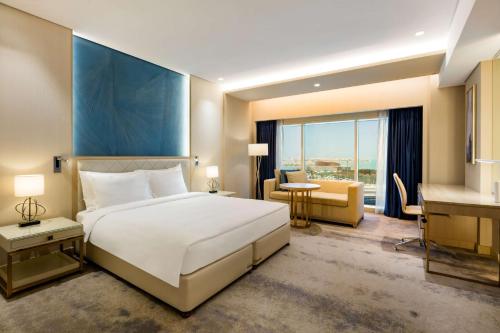 Imagen de la habitación del Hotel The Diplomat Radisson Blu , Residence and Spa. Foto 22