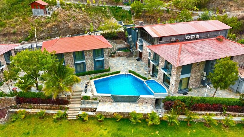 Imagen general del Hotel The Divine Hills Resort Udaipur. Foto 1