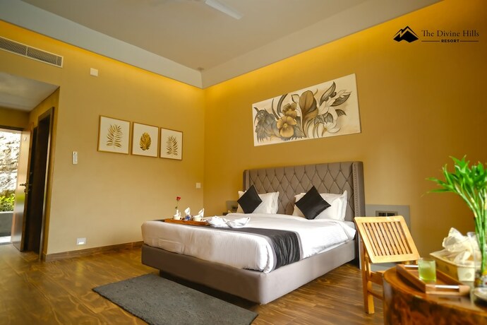 Imagen de la habitación del Hotel The Divine Hills Resort Udaipur. Foto 16