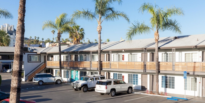 Imagen de los exteriores del Hotel The Dixie Hollywood. Foto 14