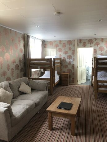 Imagen general del Hotel The Dog and Partridge Country Inn. Foto 8