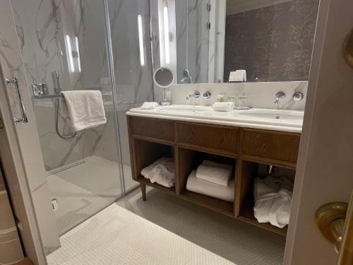 Imagen de la habitación del Hotel The Dolli At Acropolis. Foto 6