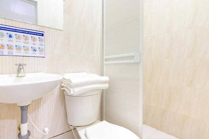 Imagen de la habitación del Hotel The Dolphin Santa Marta. Foto 8