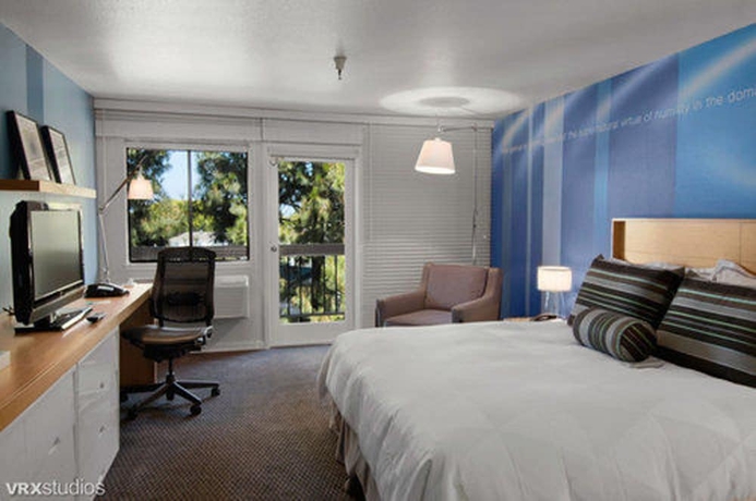 Imagen de la habitación del Hotel The Domain. Foto 13