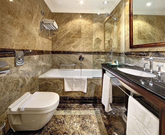 Imagen de la habitación del Hotel The Dominican. Foto 12