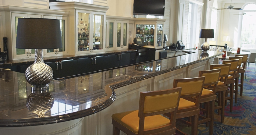 Imagen del bar/restaurante del Hotel The Don Cesar. Foto 7