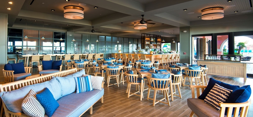 Imagen del bar/restaurante del Hotel The Don Cesar. Foto 10