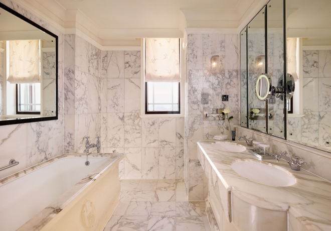 Imagen de la habitación del Hotel The Dorchester. Foto 11