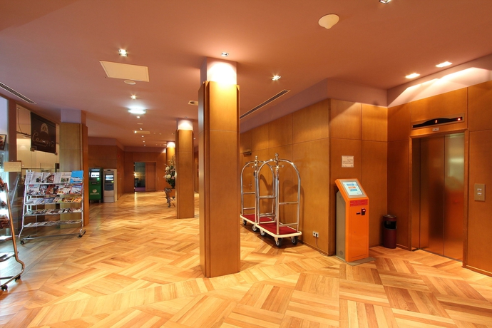 Imagen de los interiores del Hotel The Dostyk. Foto 12