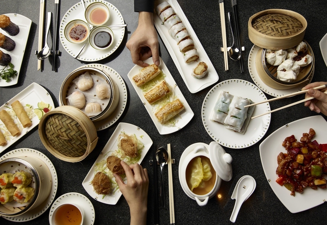 Imagen del bar/restaurante del Hotel The Douglas, Autograph Collection. Foto 8