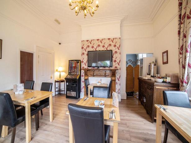 Imagen del bar/restaurante del Hotel The Douglas, Hartlepool. Foto 3