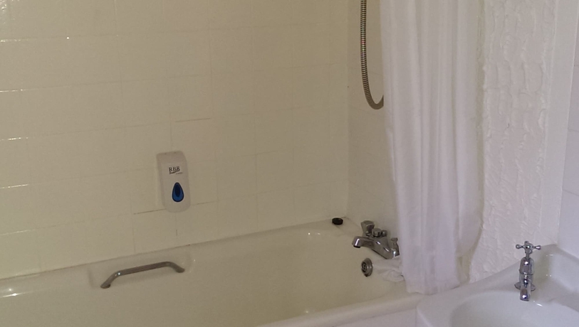 Imagen de la habitación del Hotel The Downshire. Foto 6